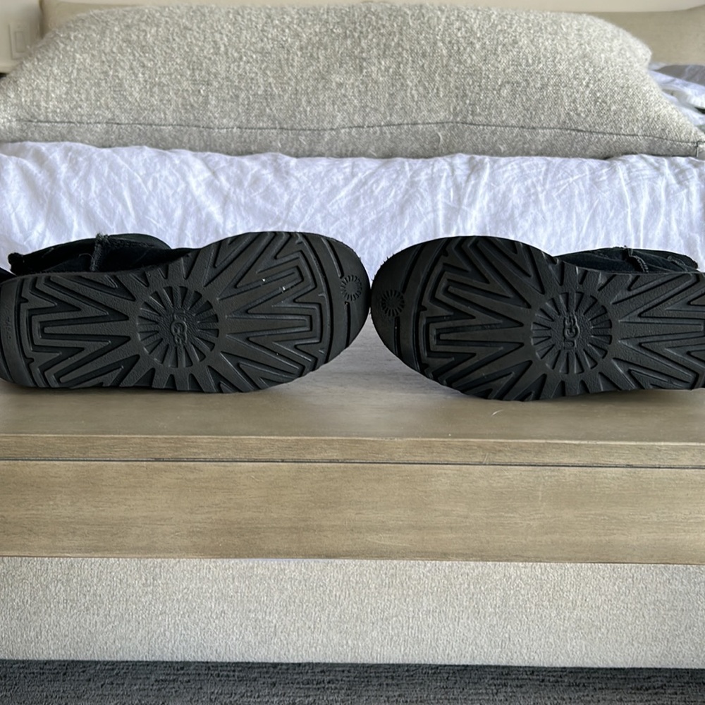 Bailey Bow Ugg’s - image 4